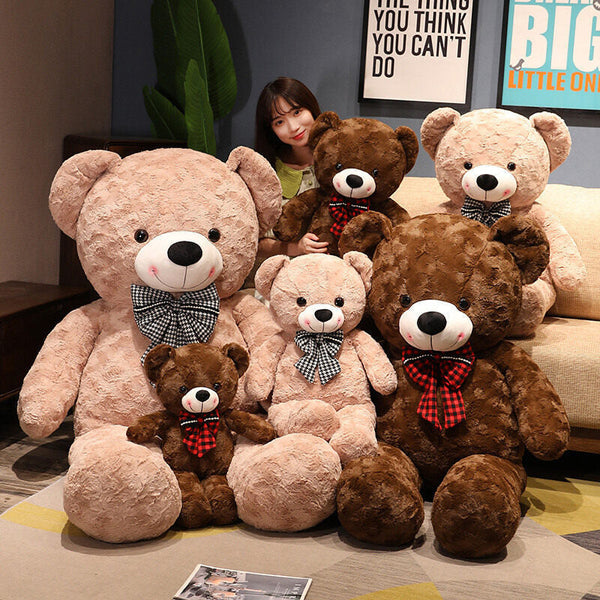 Idées cadeaux de Noël 2026 : les oursons peluche qui feront craquer petits et grands - Calino Peluche